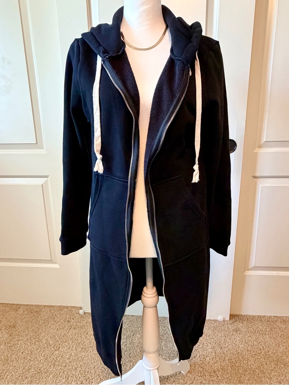 Long Hooded Zip-Front Fleece Lined Hoodie - Black